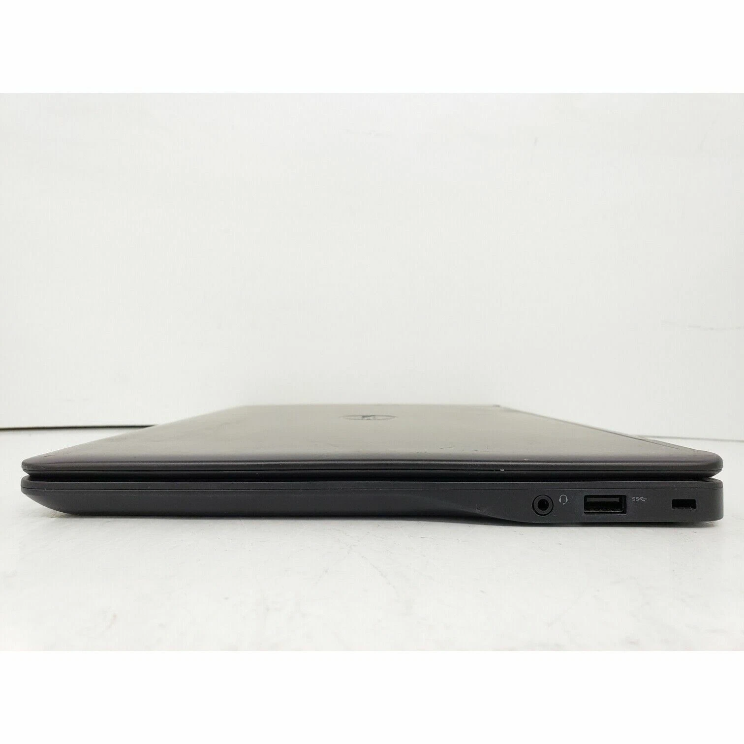 Buy Dell Latitude E7450 in Yaoundé. i5-5300U, 16GB RAM, 256GB SSD, Full HD 1920x1080, Windows 10 + Office 2019. Available at Ngwa Ventures. - Image 2
