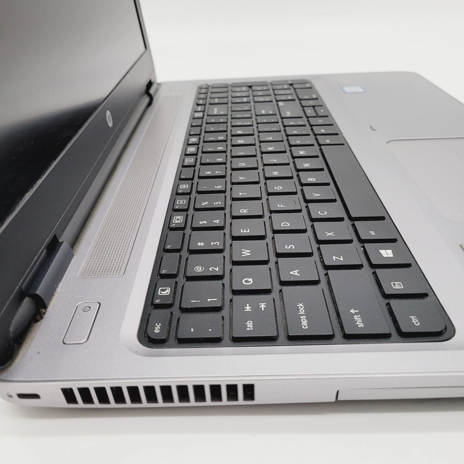 Buy HP ProBook 650 G2 in Yaoundé. i5-6200U 2.3GHz, 8GB RAM, 256GB SSD, 15.6”.Available at Ngwa Ventures. - Image 3