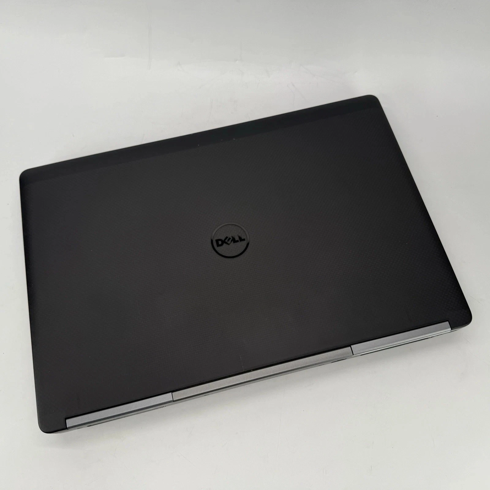 Laptop Dell Precision 7720 17,3" 256GB SSD NVIDIA P3000 E3-1535M v6 16GB Ram 8Gen - Image 2