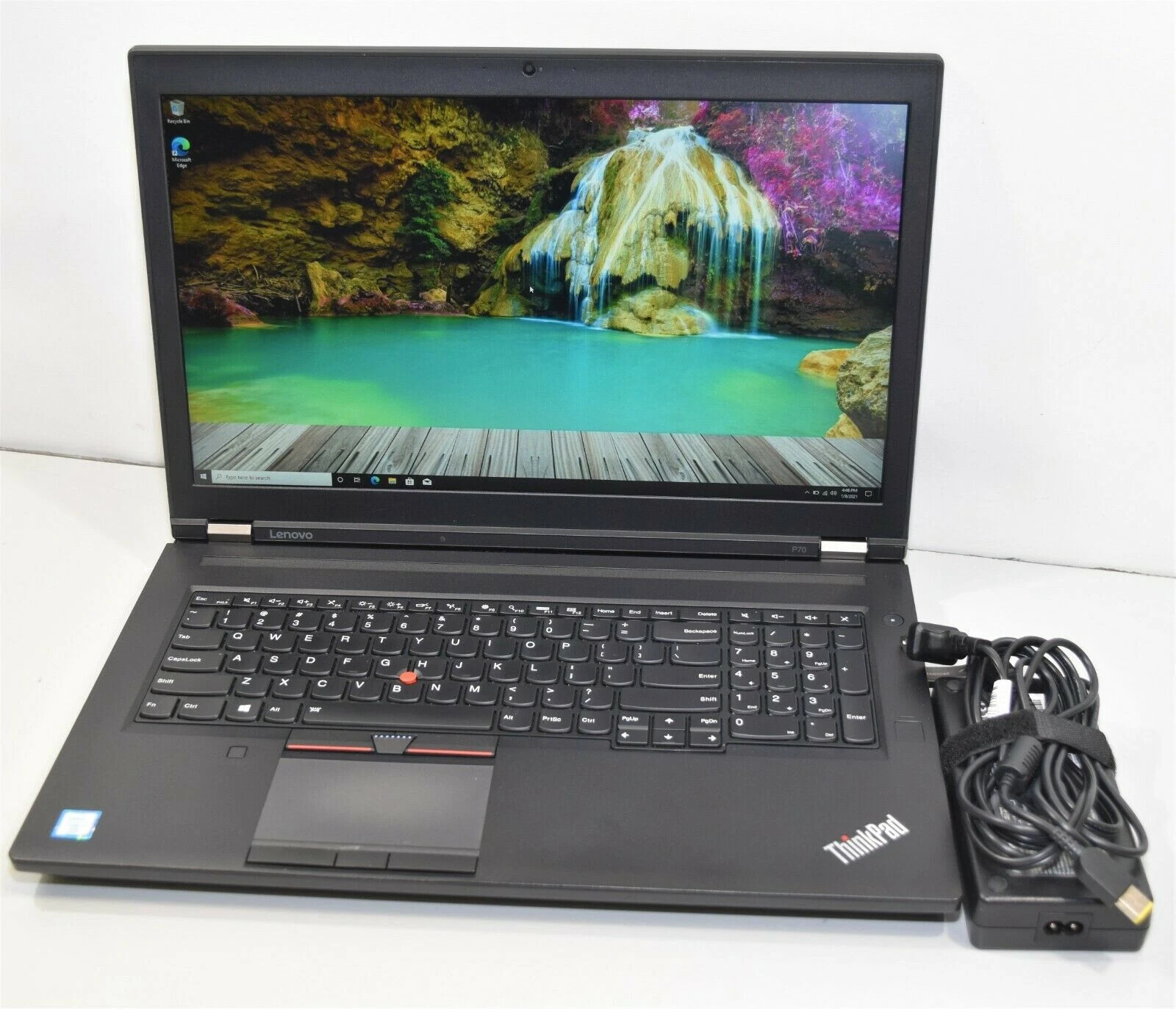 ThinkPad P70 workstation with docking station setup in Yaoundé