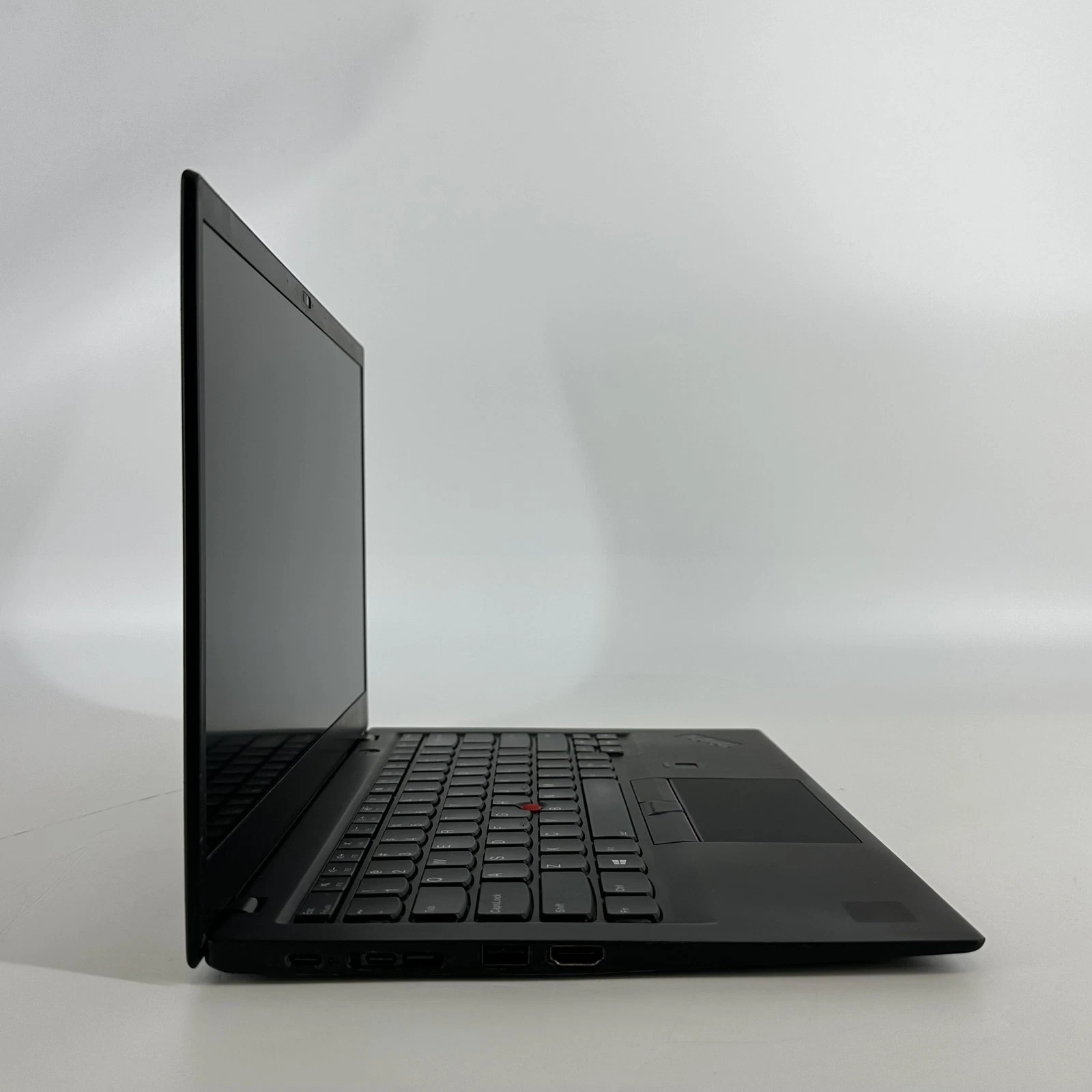 Buy Lenovo ThinkPad X1 Carbon Gen8 in Yaoundé. i7-8650U, 16GB RAM, 256GB SSD, 14” FHD premium business laptop at Ngwa Ventures. - Image 4